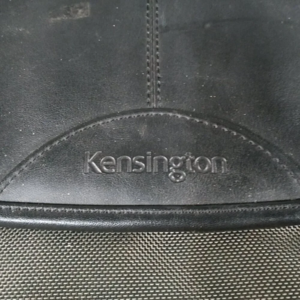 Kensington Green Professional Heavy Duty Computer/ Laptop/ Tablet Messenger Bag
